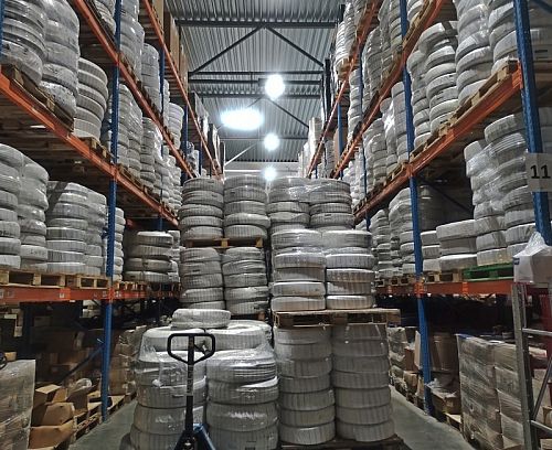 Рукав высокого давления DIN 2SN d=12 (COMET), гладкий 