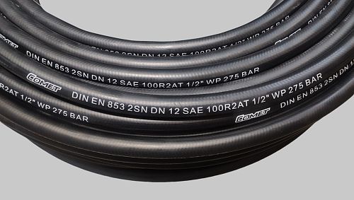 Рукав высокого давления DIN 2SN d=12 (COMET), гладкий 