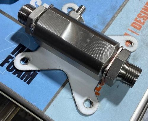 Инжектор на одно средство SPU-1  ( 2-8 бар)