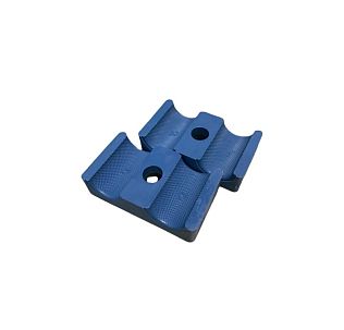 Держатель трубы универсальный двойной Д15 мм пластик								